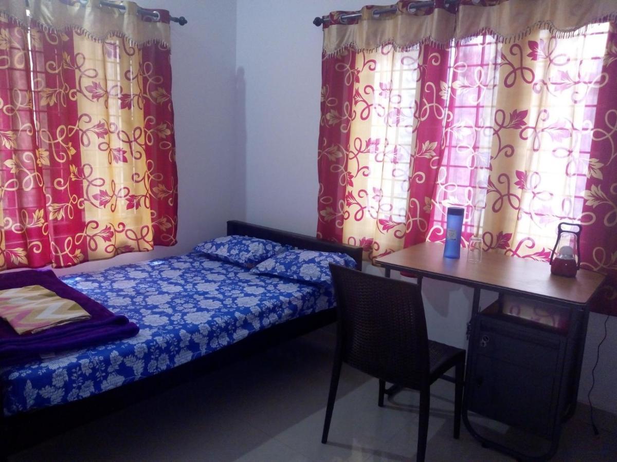 Friends Valley Home Stay Kattappana Екстер'єр фото