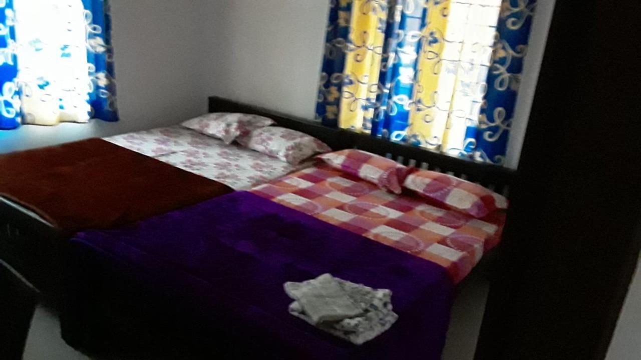 Friends Valley Home Stay Kattappana Екстер'єр фото